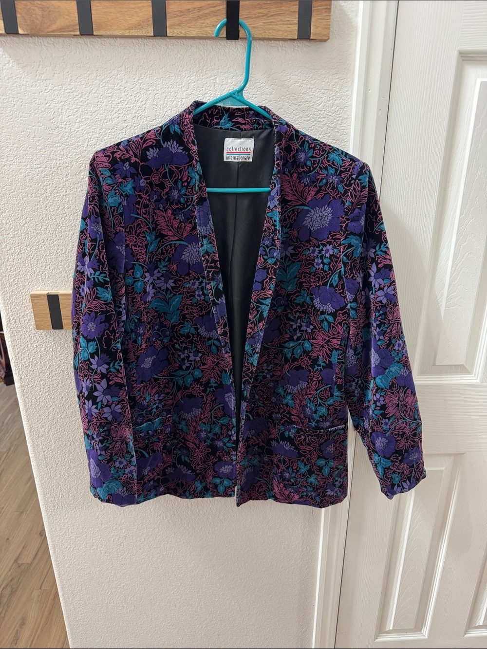 Vintage Purple Floral Velvet Blazer